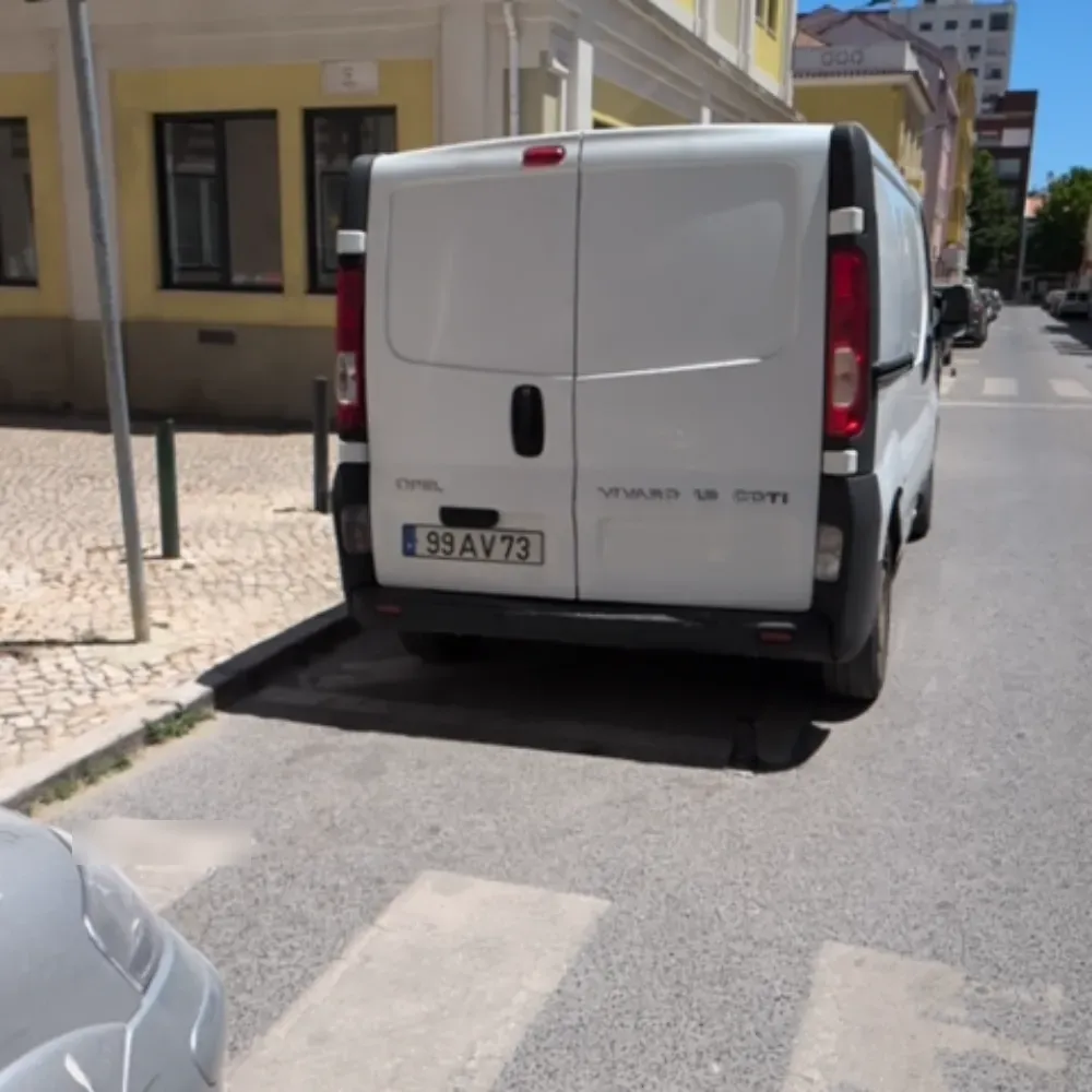 99AV73
