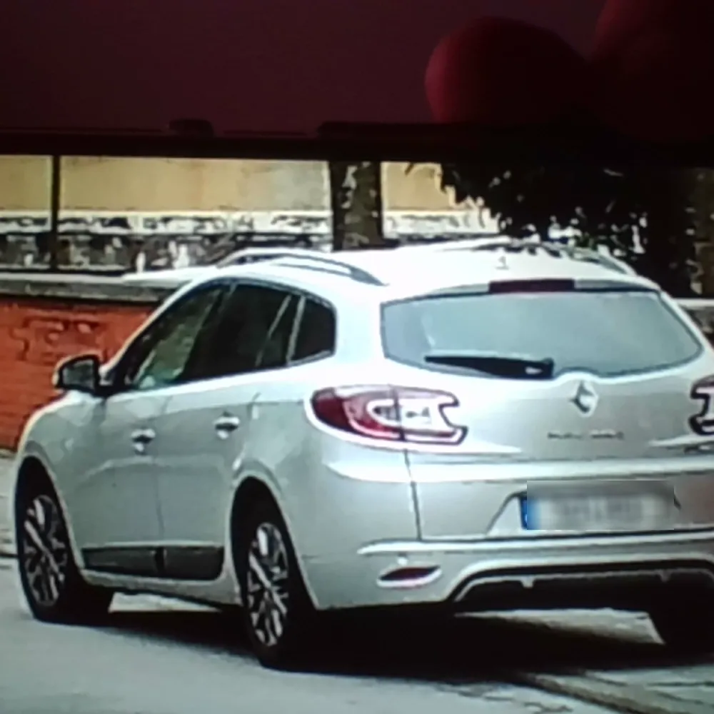 50LI83
