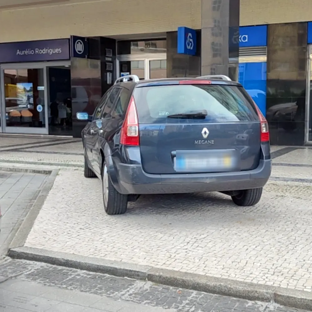 42FQ28