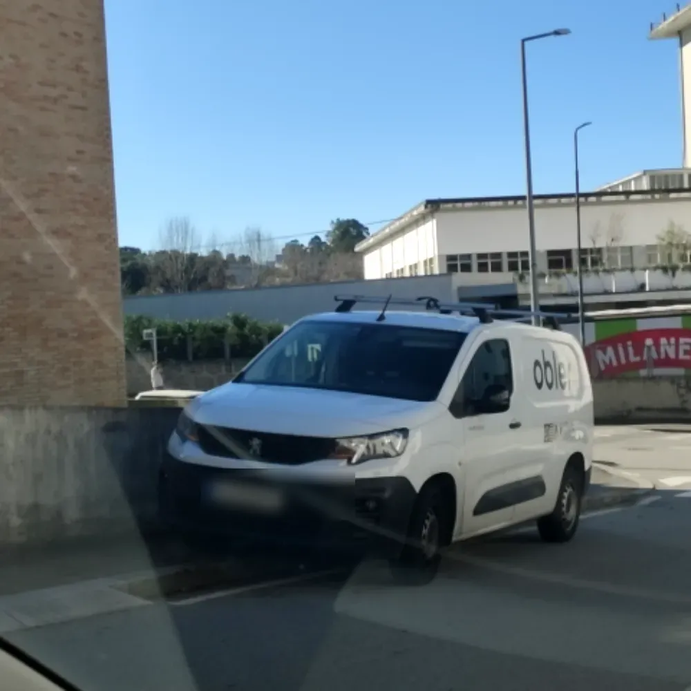AV83MF