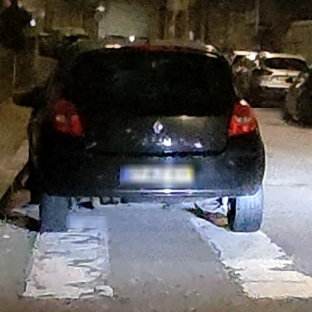 27AZ63